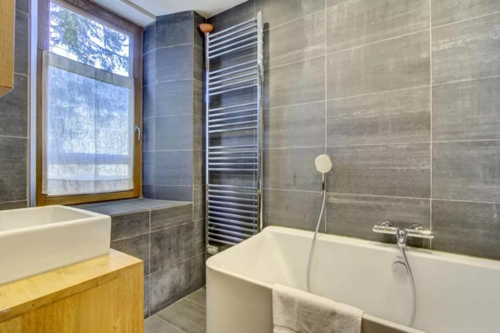 Résidence L' Auberge-Badkamer