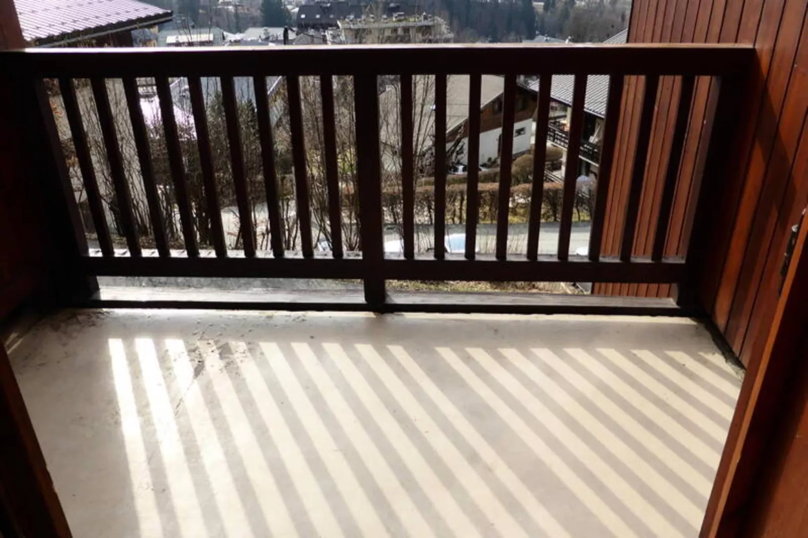 Résidence Les Loges-Buitenkant zomer