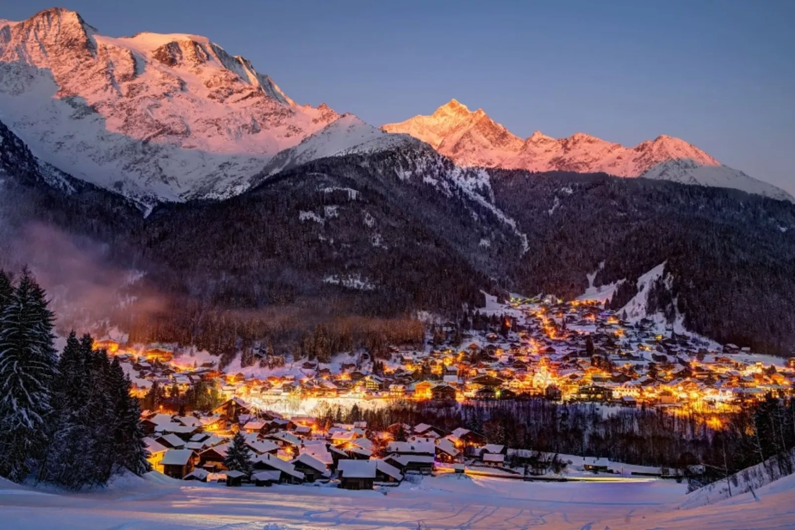 Résidence Les Carlines-Buitenkant zomer