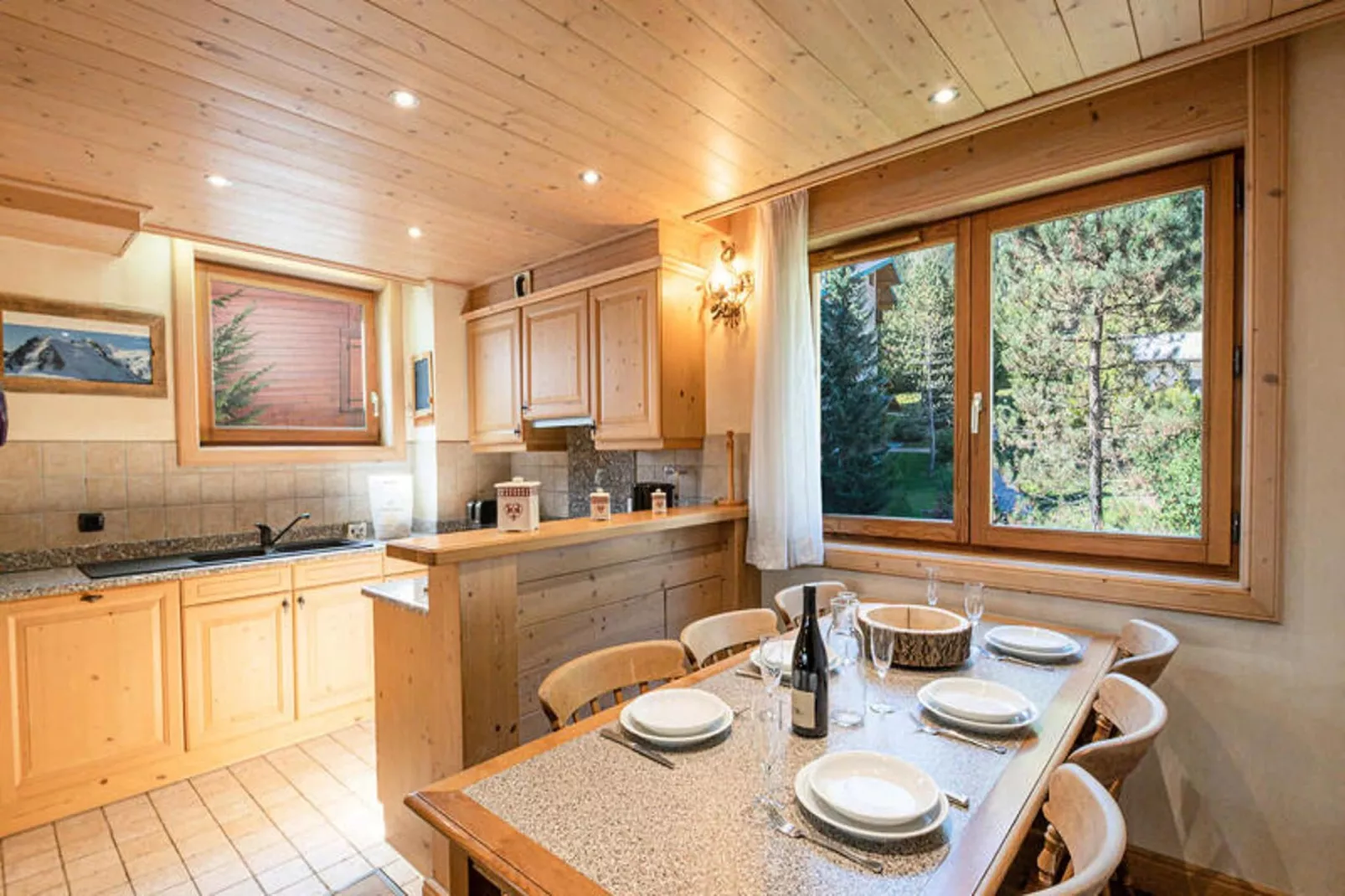 Chalets Du Savoy-Eetkamer