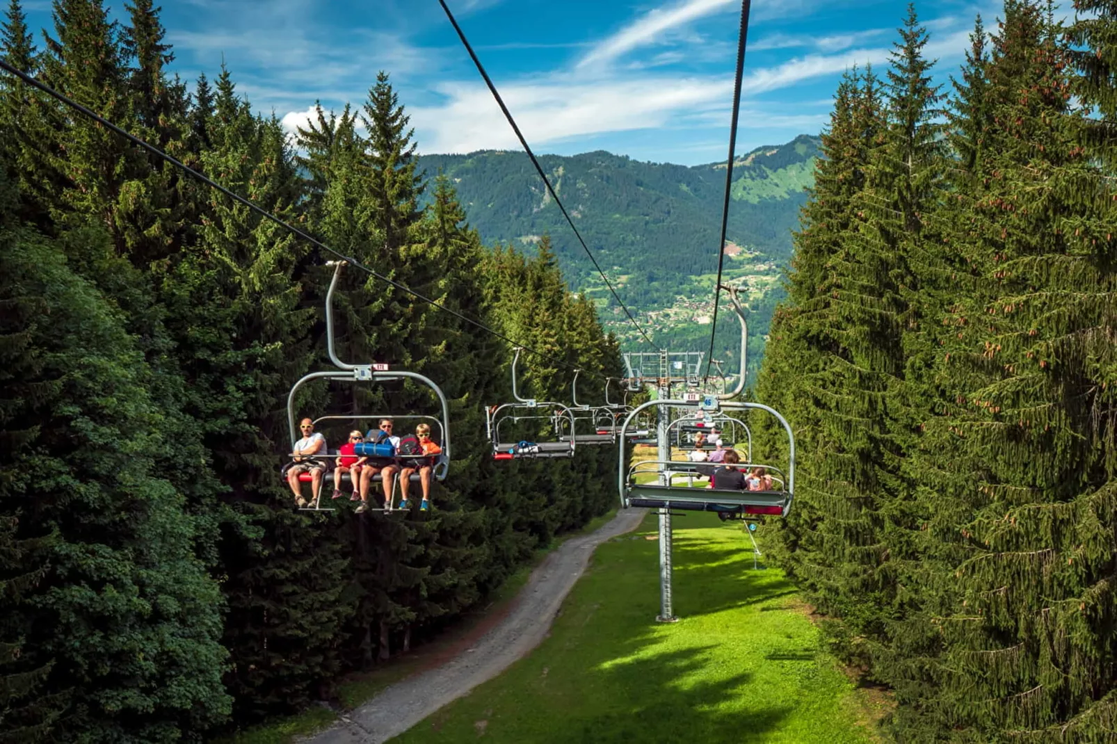 Résidence Arcades-Buitenkant zomer