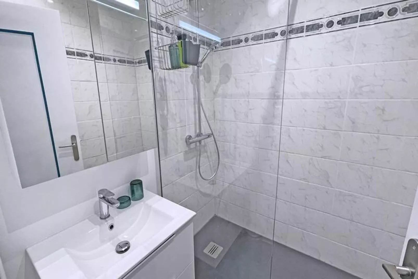 Résidence Les Dauphins-Badkamer