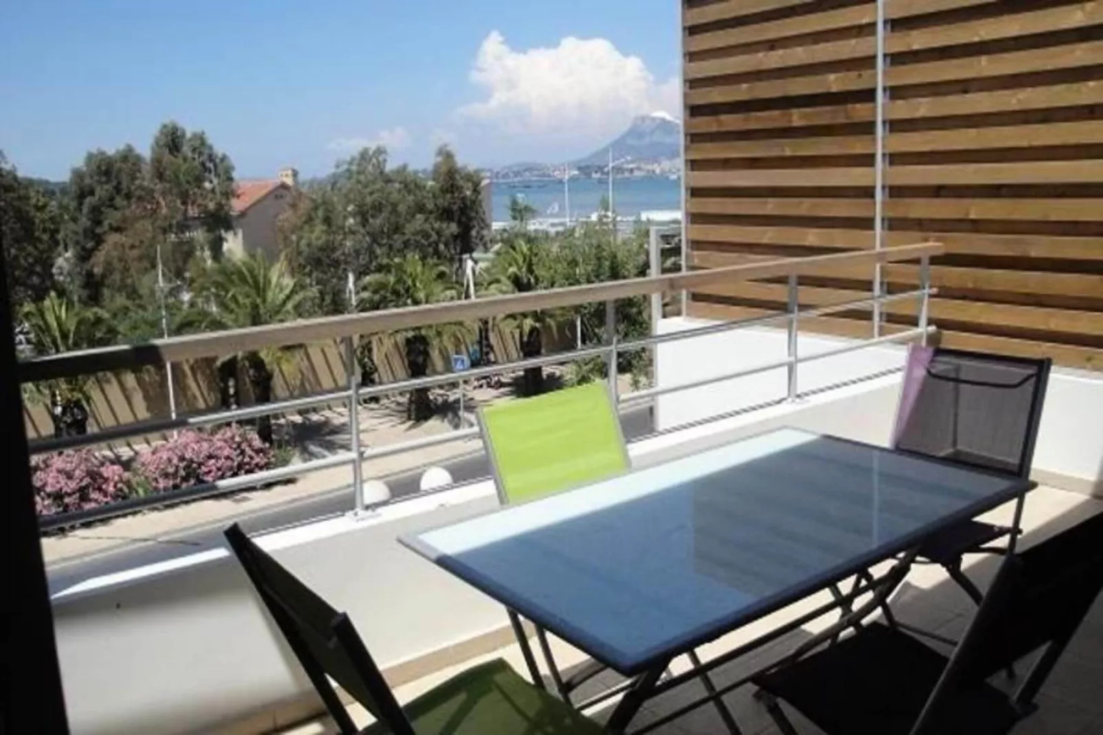 Résidence Tamaris Bay-Buitenkant zomer