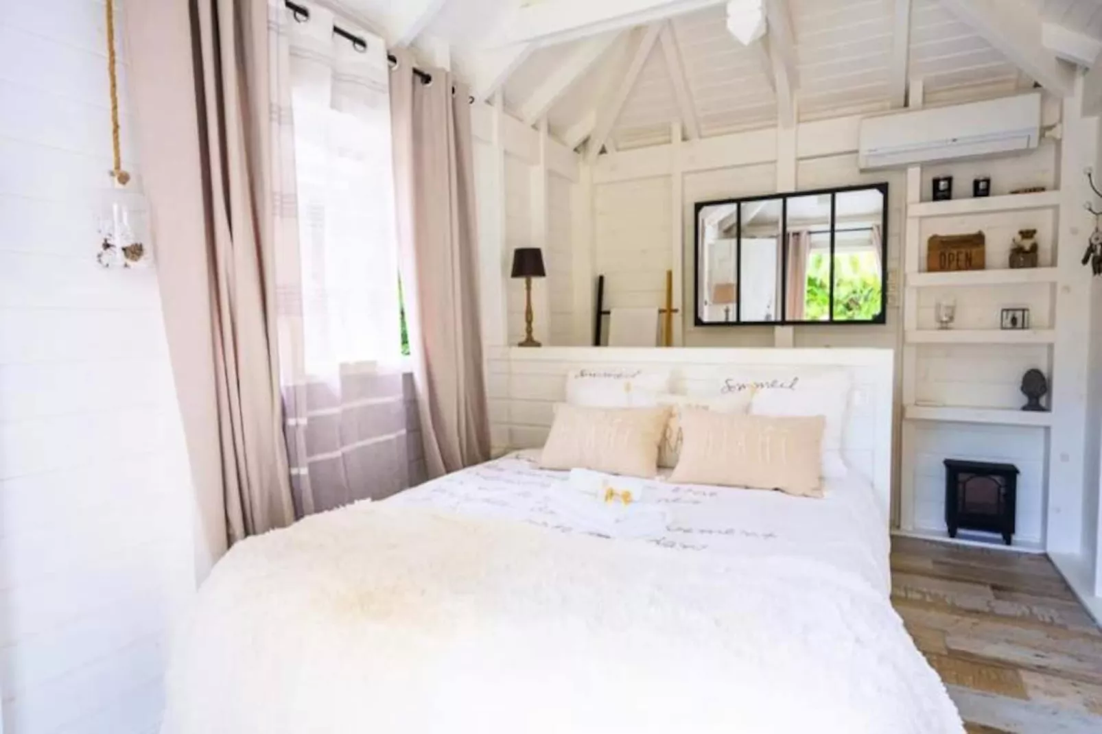 Villa Cava-Image-tags.