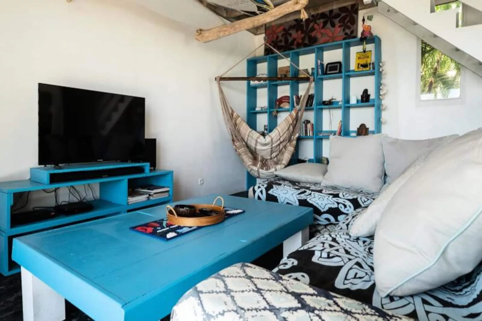 Villa Lakaz-Image-tags.