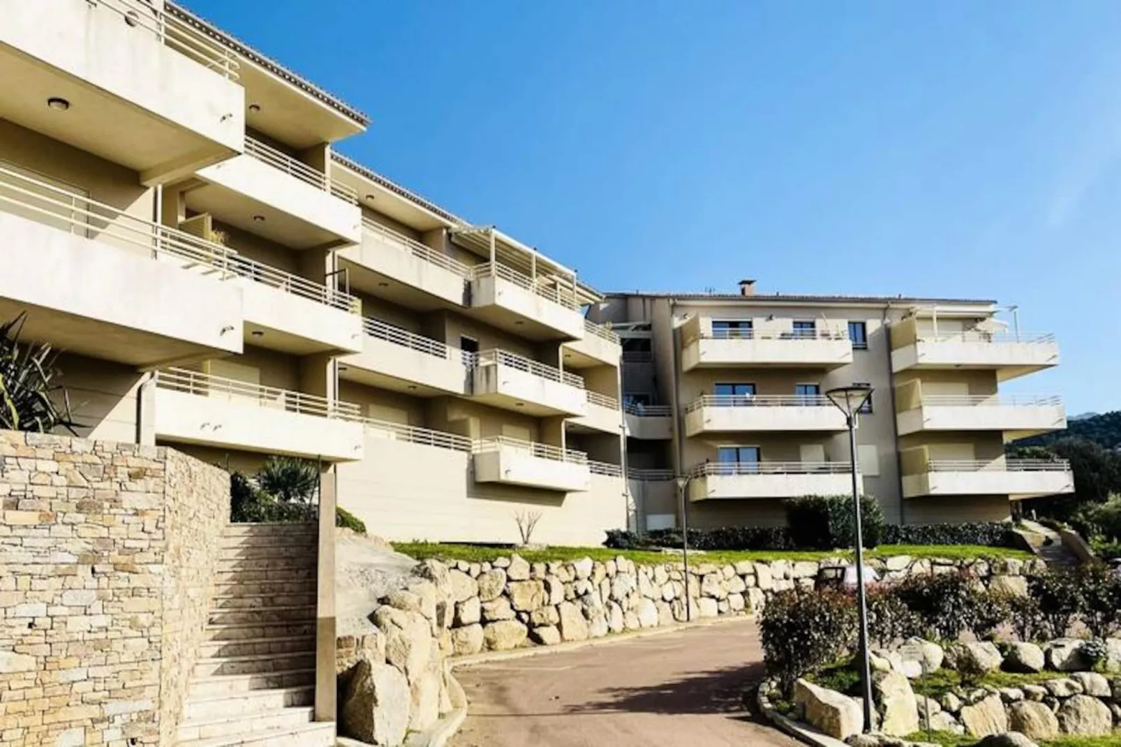 Résidence Jardins De Quatrina-Image-tags.