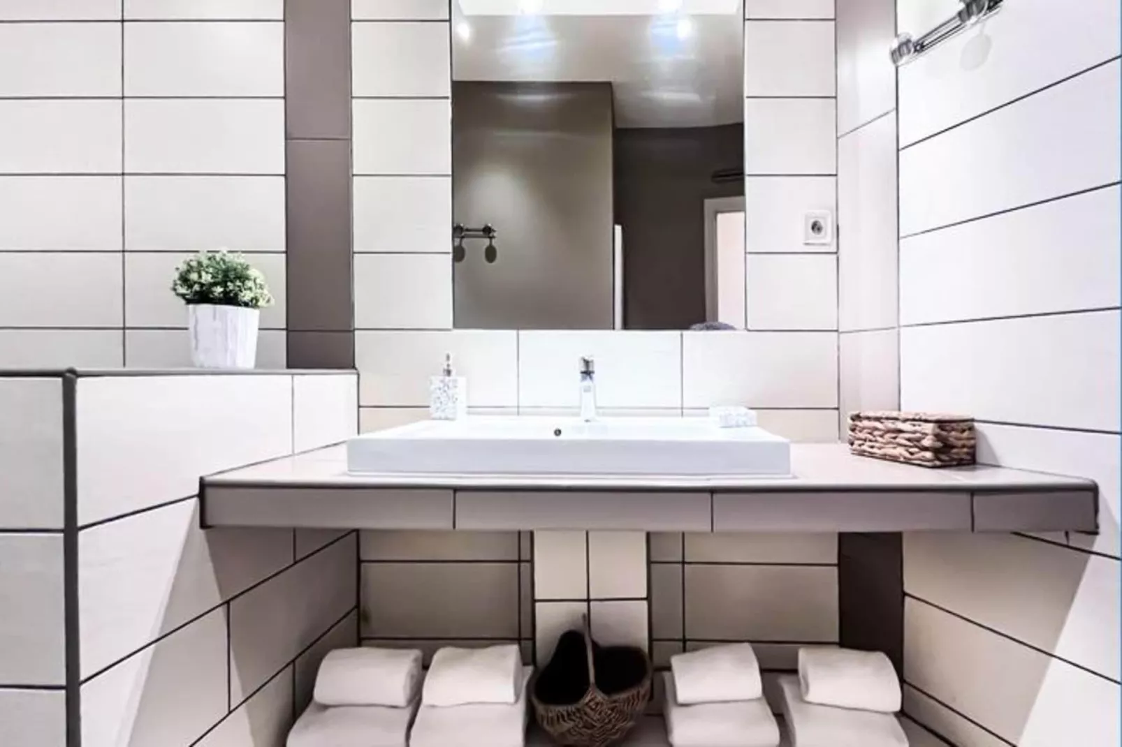 Charmant Appartement Pour 4 Dans Le Centre Ville De Bordeaux - Badkamer