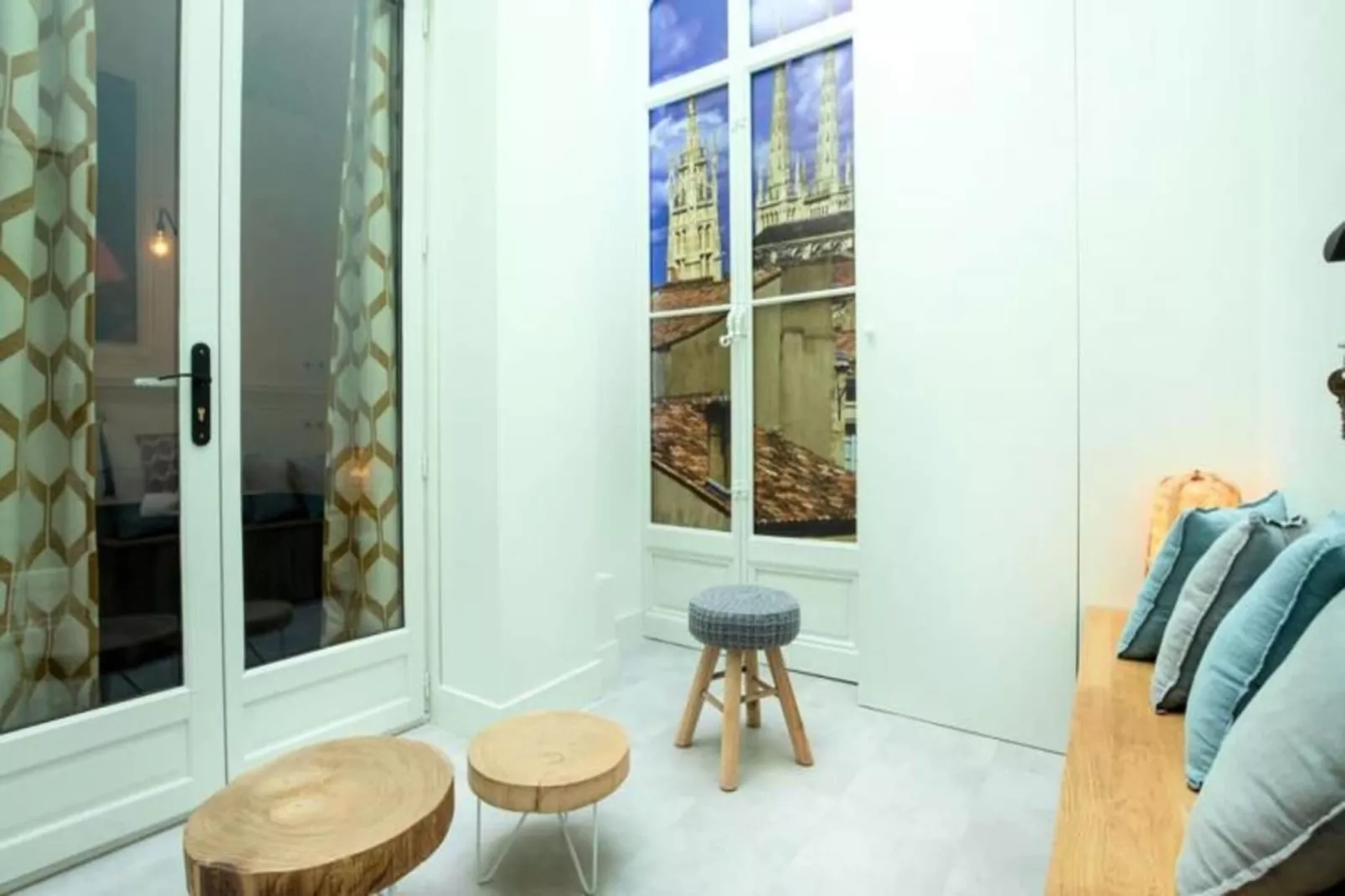 Appartement De Haut Standing Pour 6 Situ&eacute; Au Coeur Du Centre Historique-Woonkamer