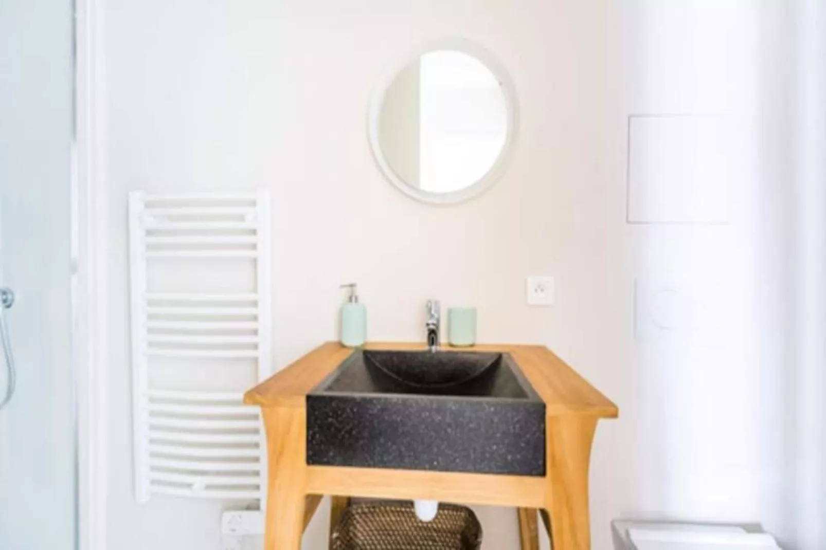 Superbe Appartement Typiquement Bordelais En Hypercentre Pour 4 Personnes-Faciliteiten