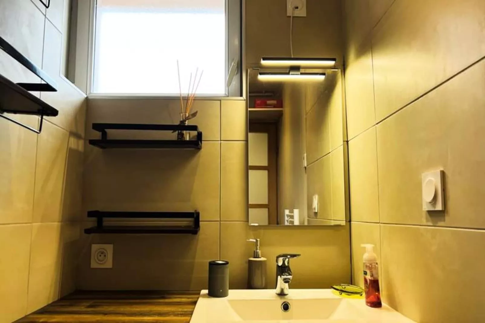 Le  Lumineux Et Confortable T4 Avec Vue🏔  - Alli&eacute;s-Badkamer