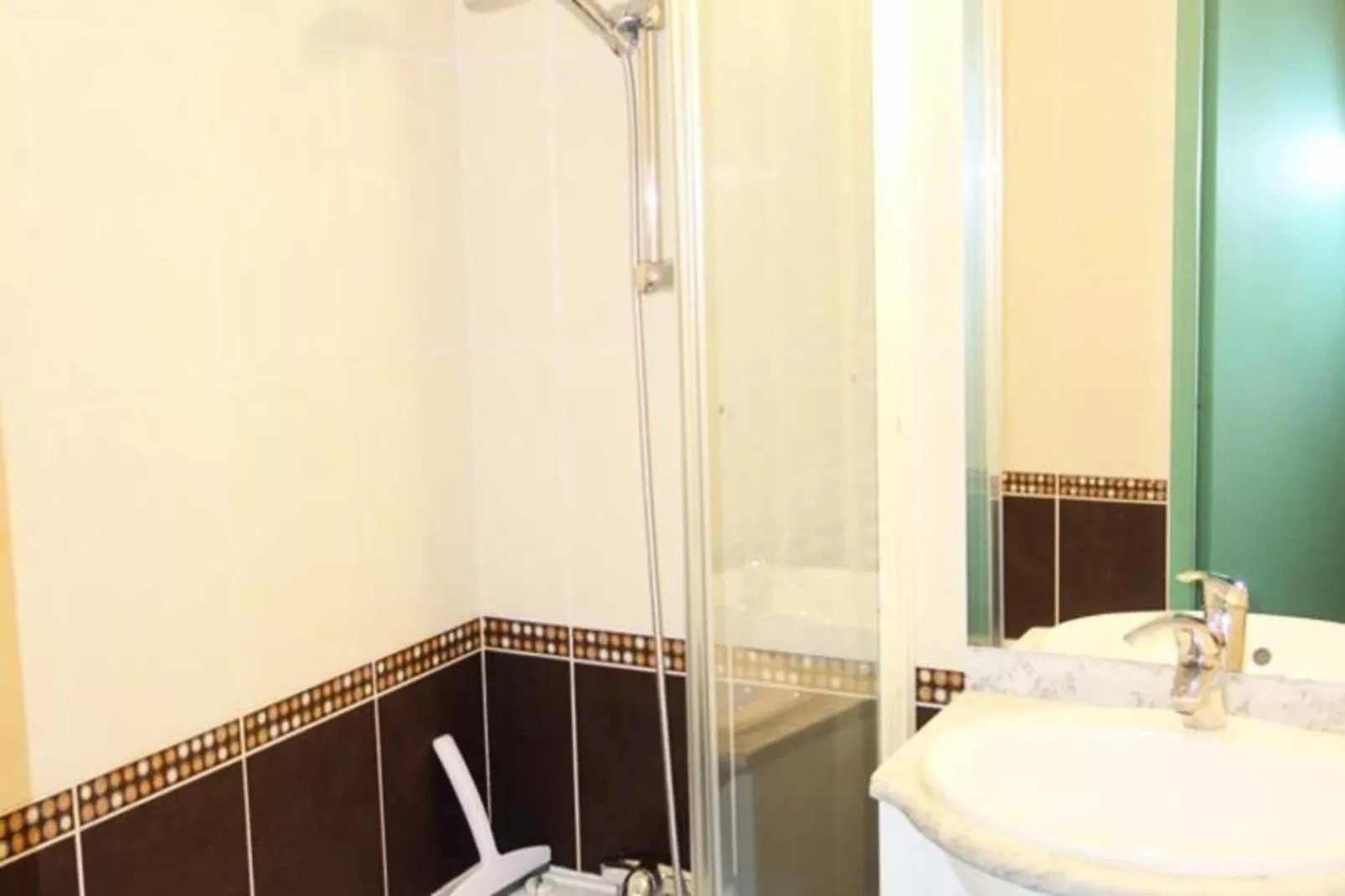 Résidence Balcons D'huez - Badkamer