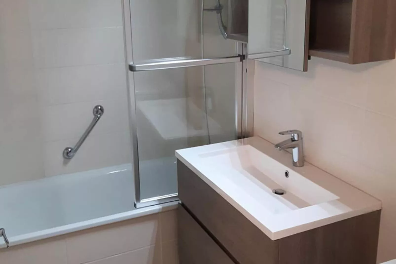 Résidence Meijotel A-Badkamer