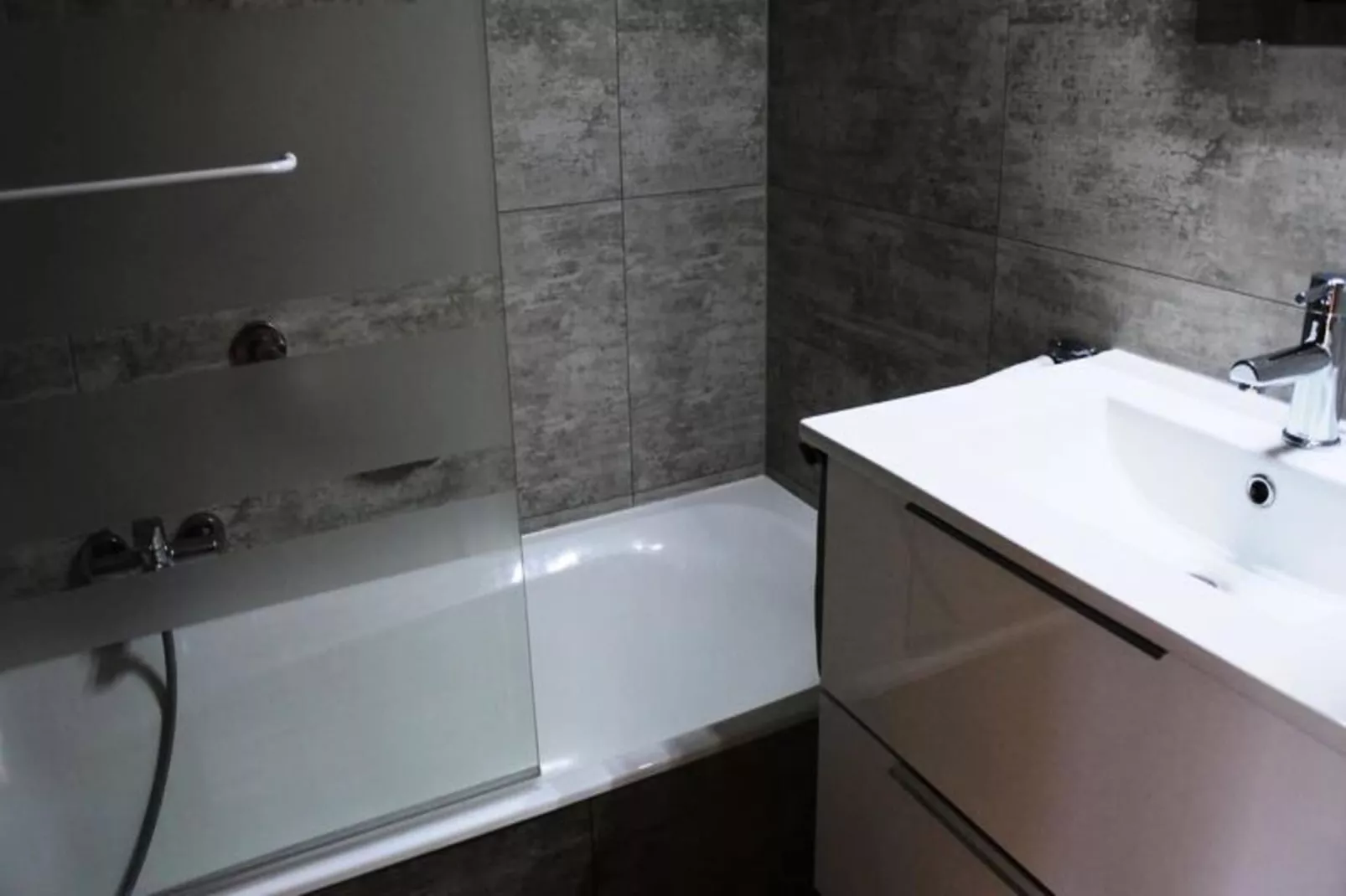 Résidence Le Picaron-Buitenkant zomer