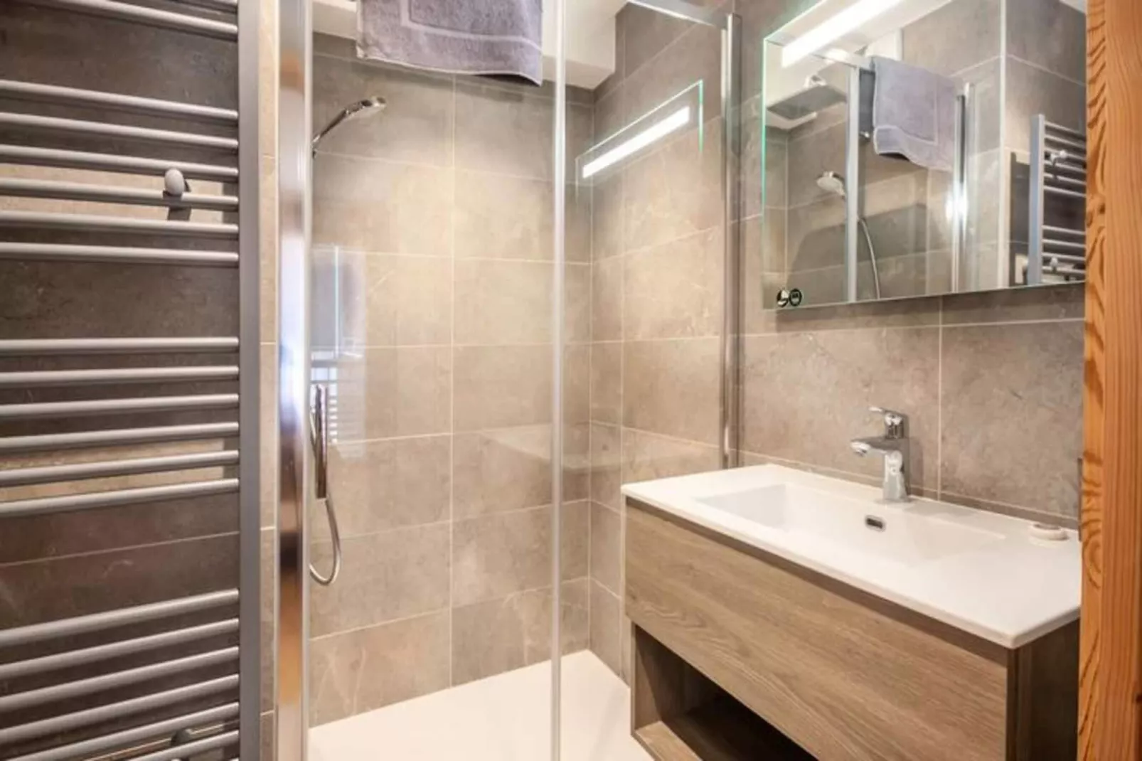 Résidence Echo Du Pleney - Badkamer