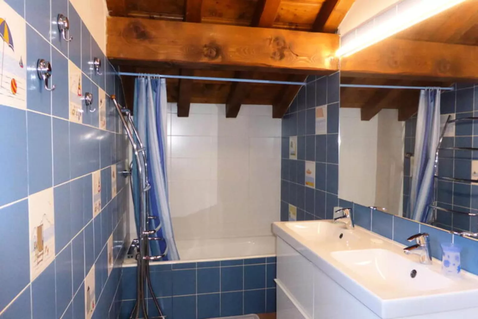 Chalet Ulysse-Buitenkant zomer