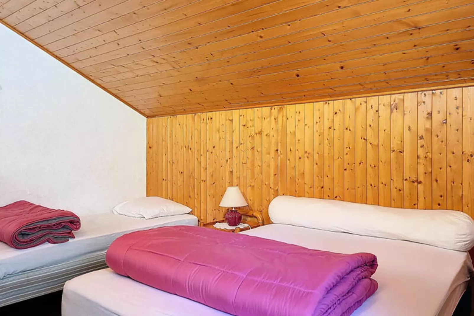 Appartements à Saint Jean d'Aulps-Slaapkamer