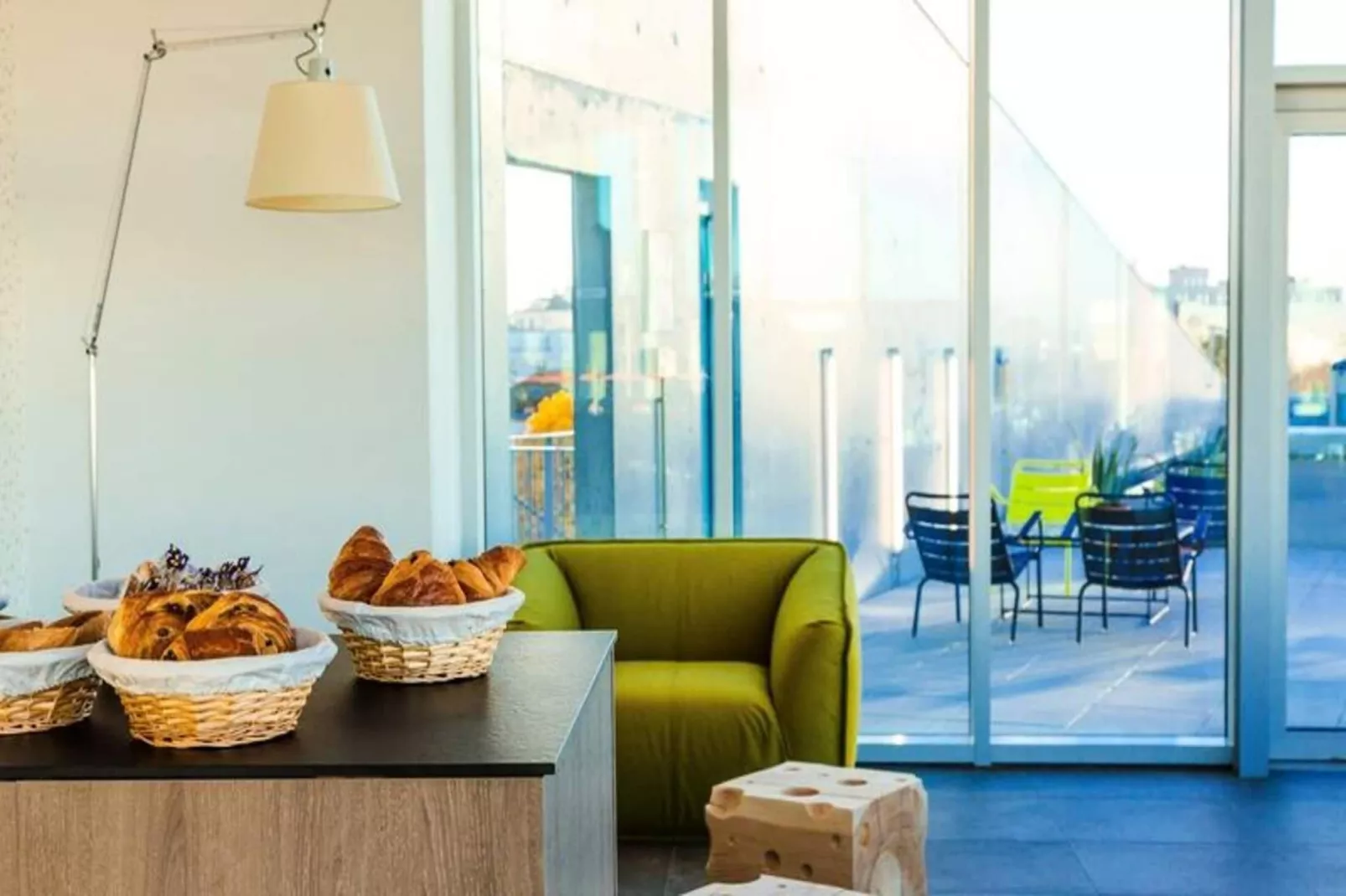 Appart'hôtel Odalys Paris XVII-Buitenkant zomer