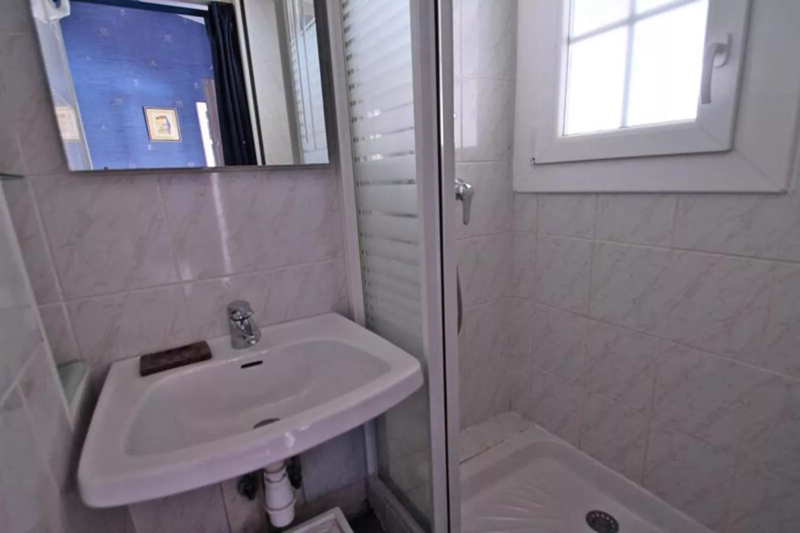 Résidence El Cantarello-Badkamer