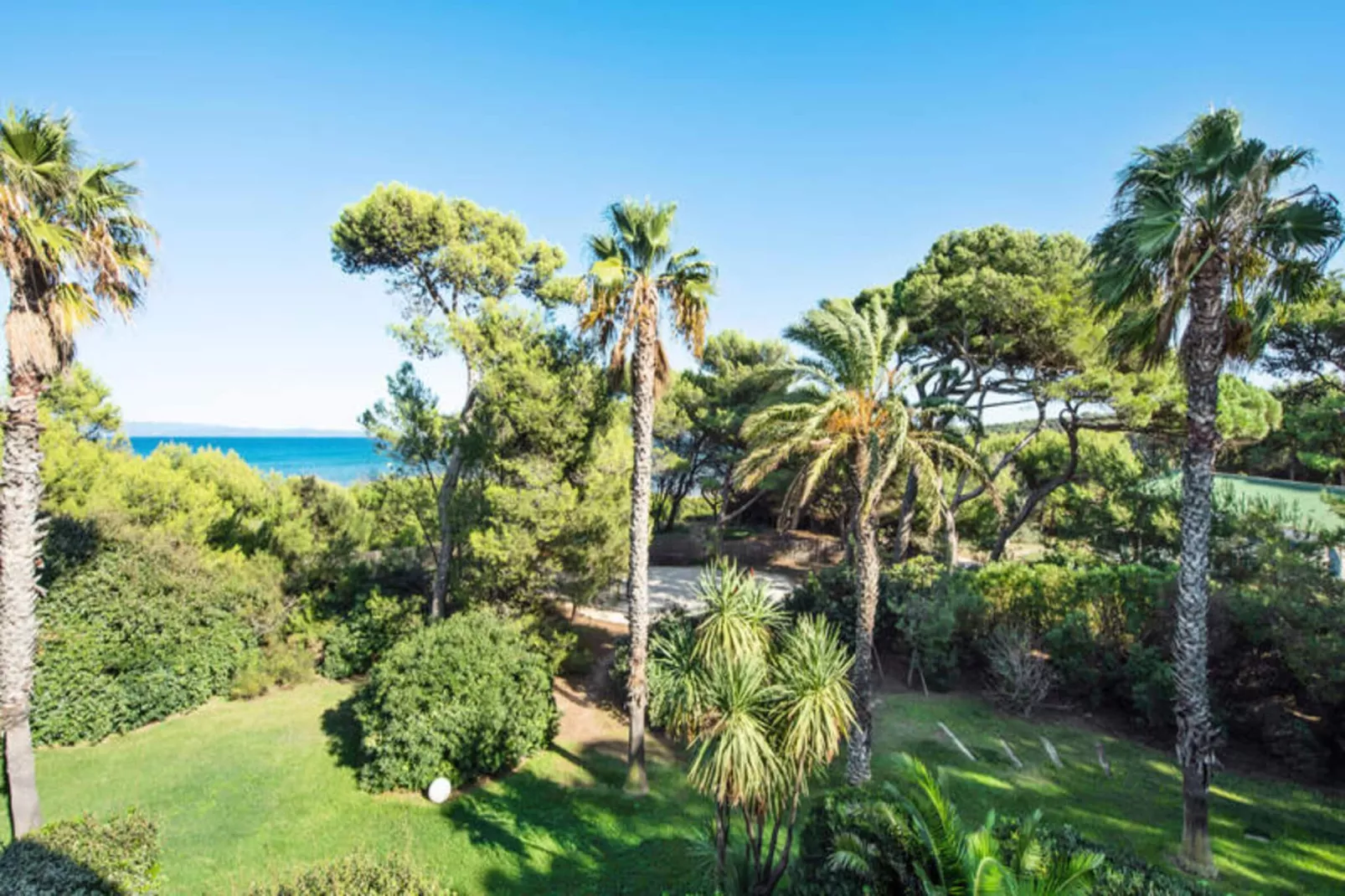 Résidence La Pinède - maeva Home-Uitzicht zomer