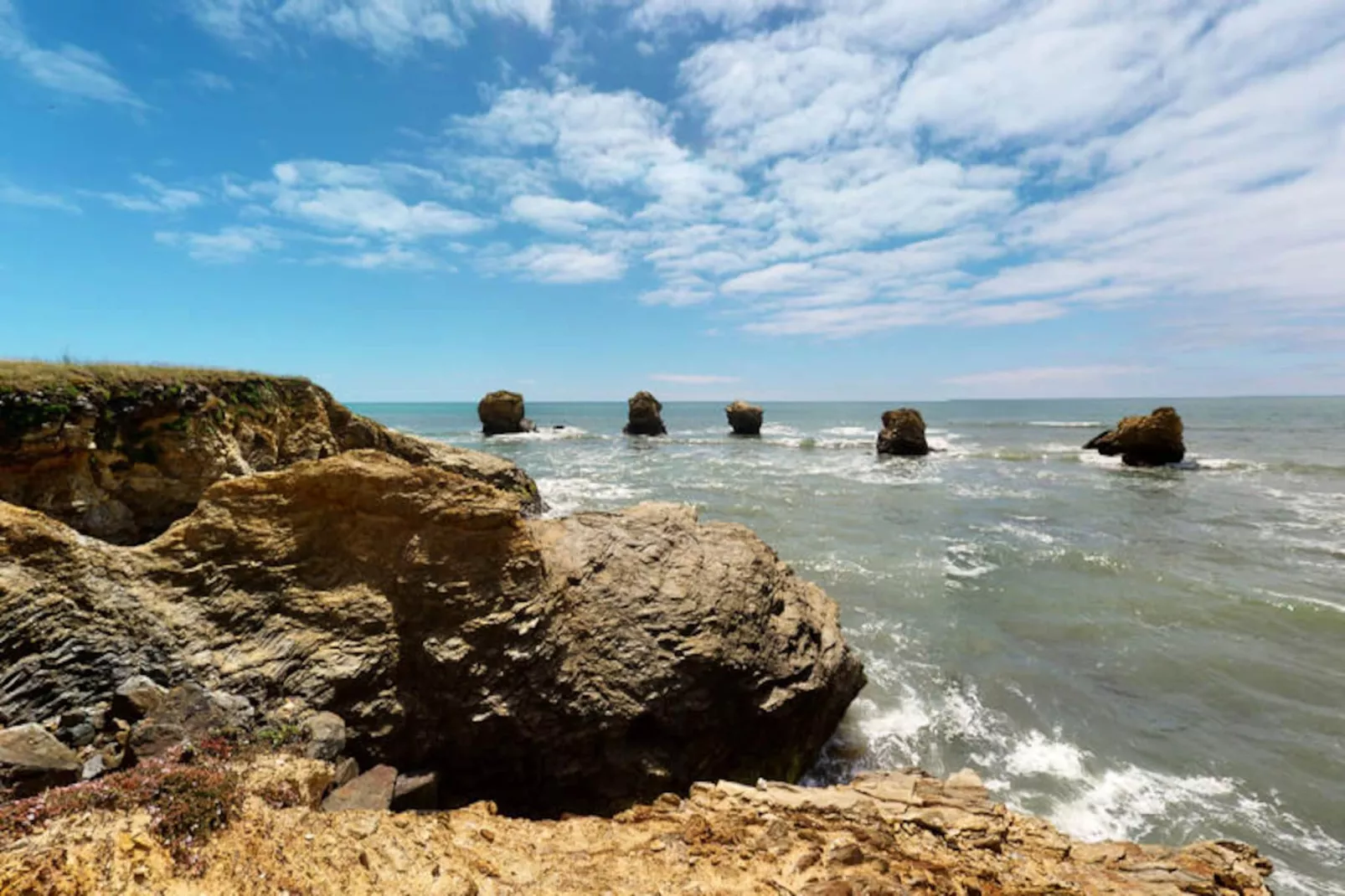 Appartements à Saint-Gilles-Croix-de-Vie-Image-tags.