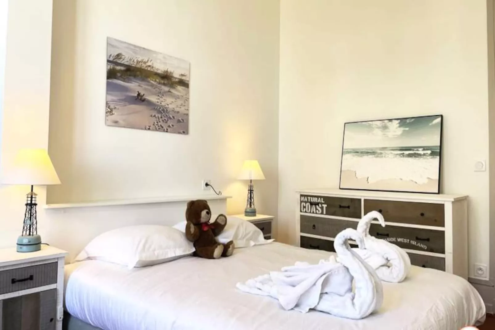 ⚓ Roches Normandes - Terrasse Vue Mer Et Plage-Image-tags.