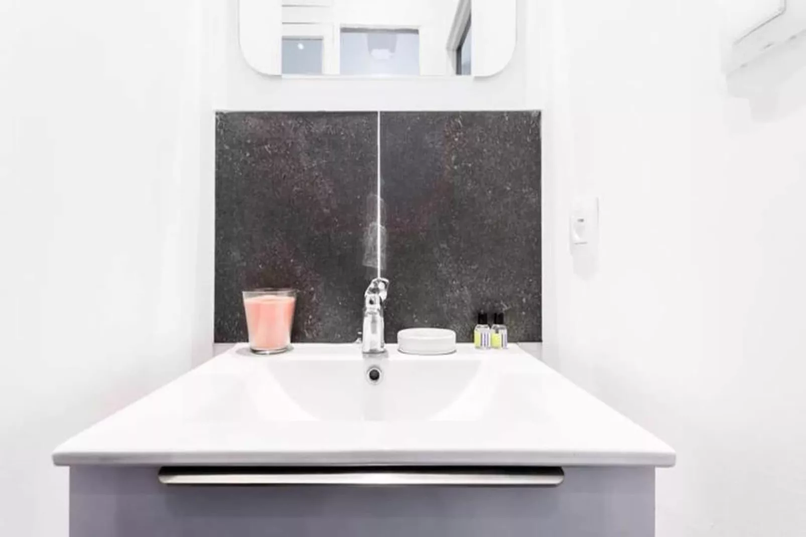 | Le Jaur&egrave;s 🍊| T2 Tout &eacute;quip&eacute; | Balcon, Wifi-Badkamer