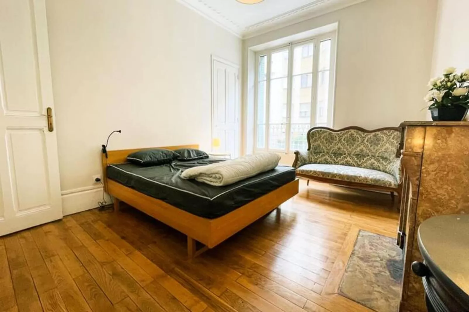 | Le Spacieux De La Gare ♟| Grand T4 Tout &eacute;quip&eacute; |gare De Grenoble-Slaapkamer