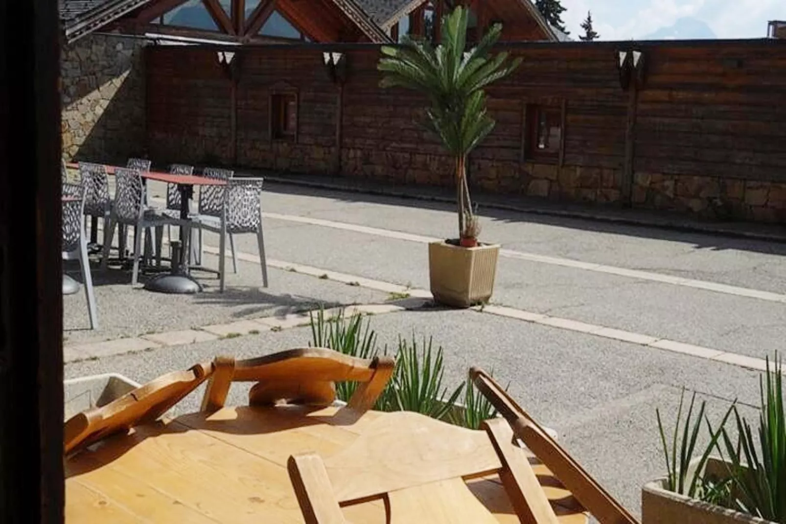 Résidence Menandiere-Uitzicht zomer