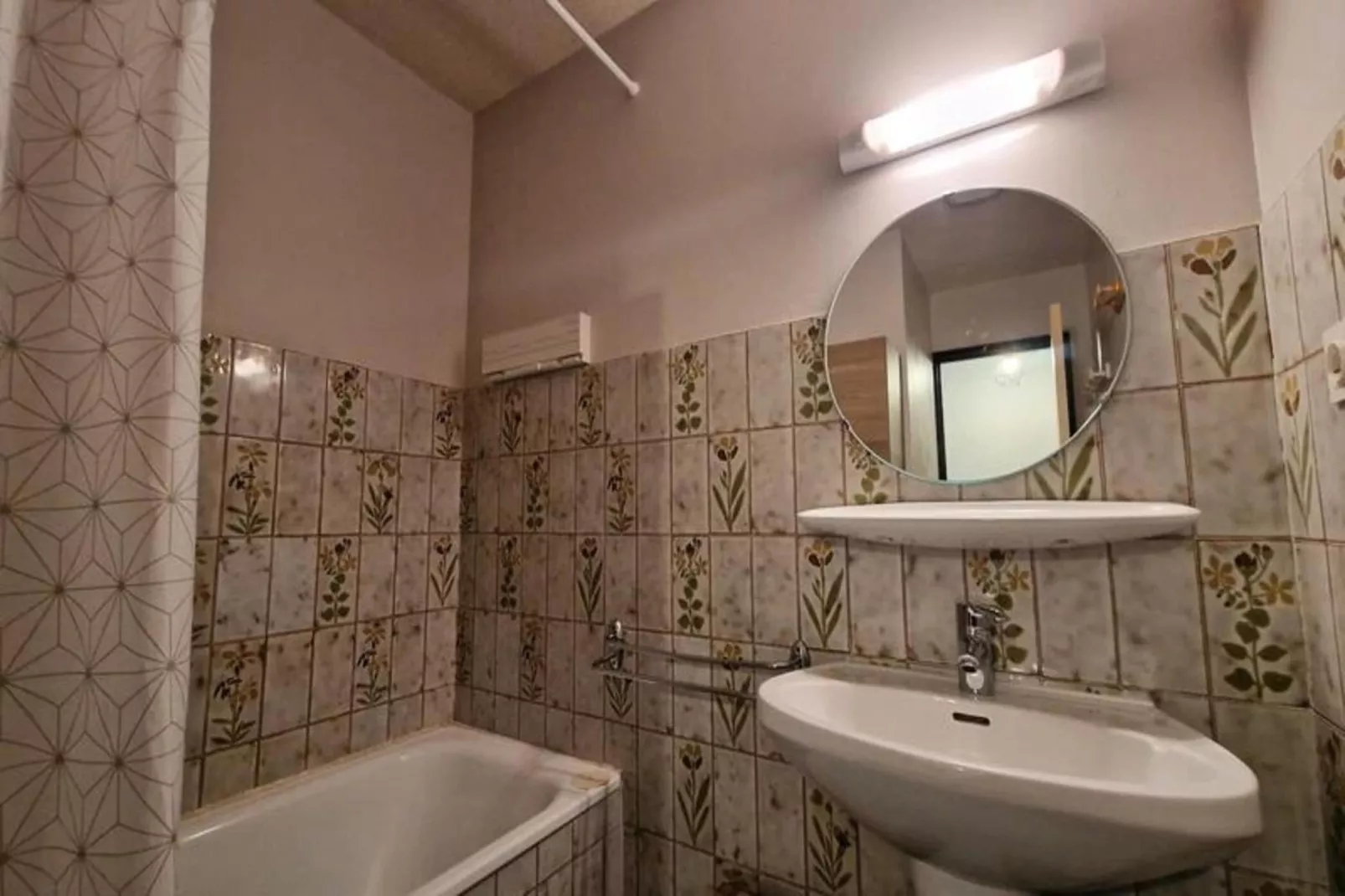 Résidence Tyrol-Badkamer