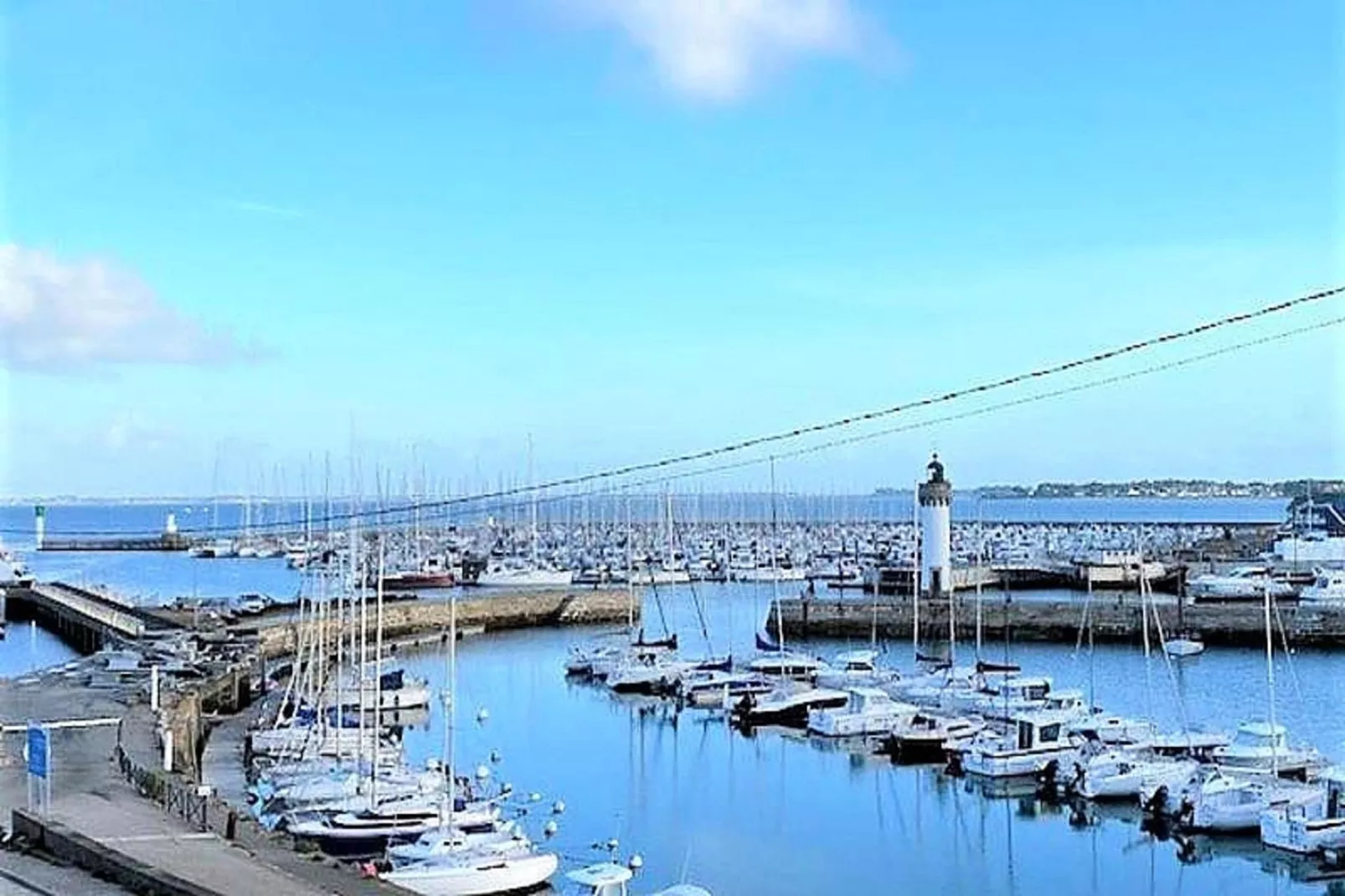Résidence Les Pavois-Uitzicht zomer