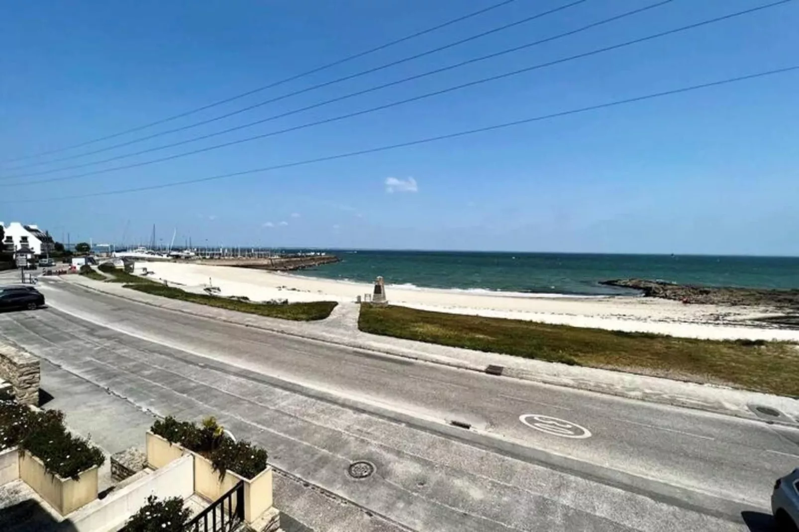 Résidence Astrida-Uitzicht zomer