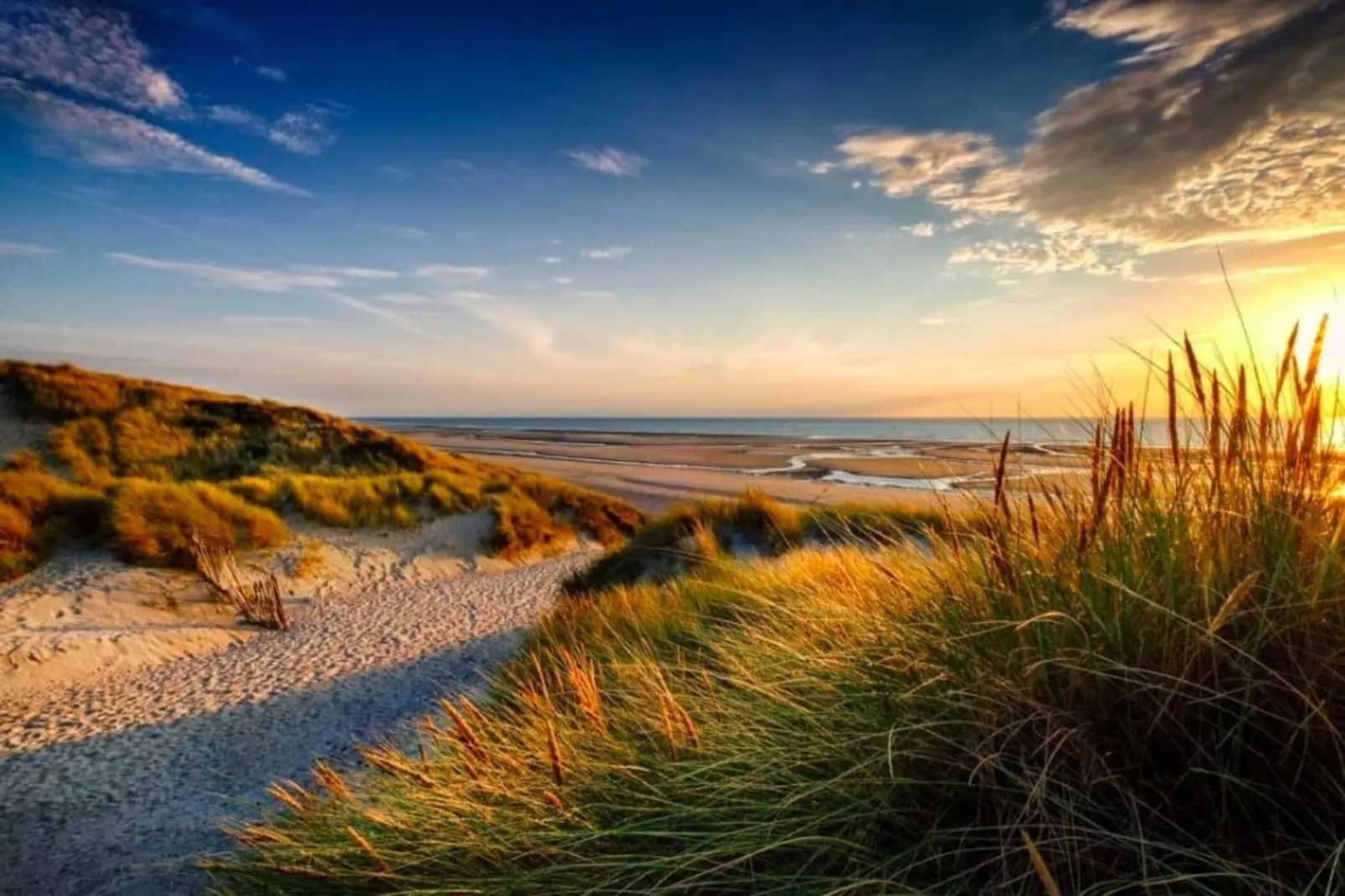 Résidence Belle Petite Maison Pr&egrave;s De La Canche-Buitenkant zomer