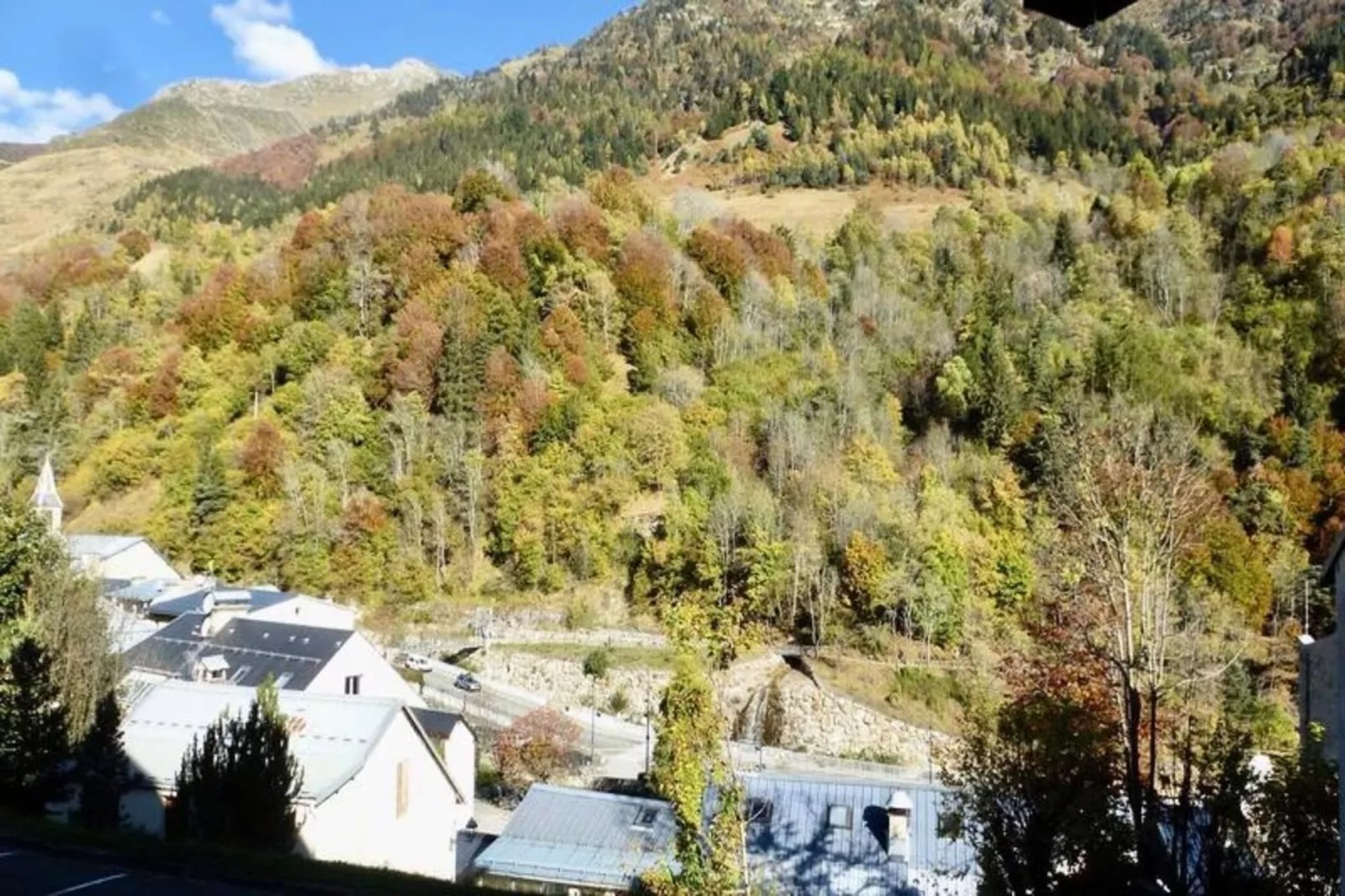 Résidence Neouvielle-Eetkamer