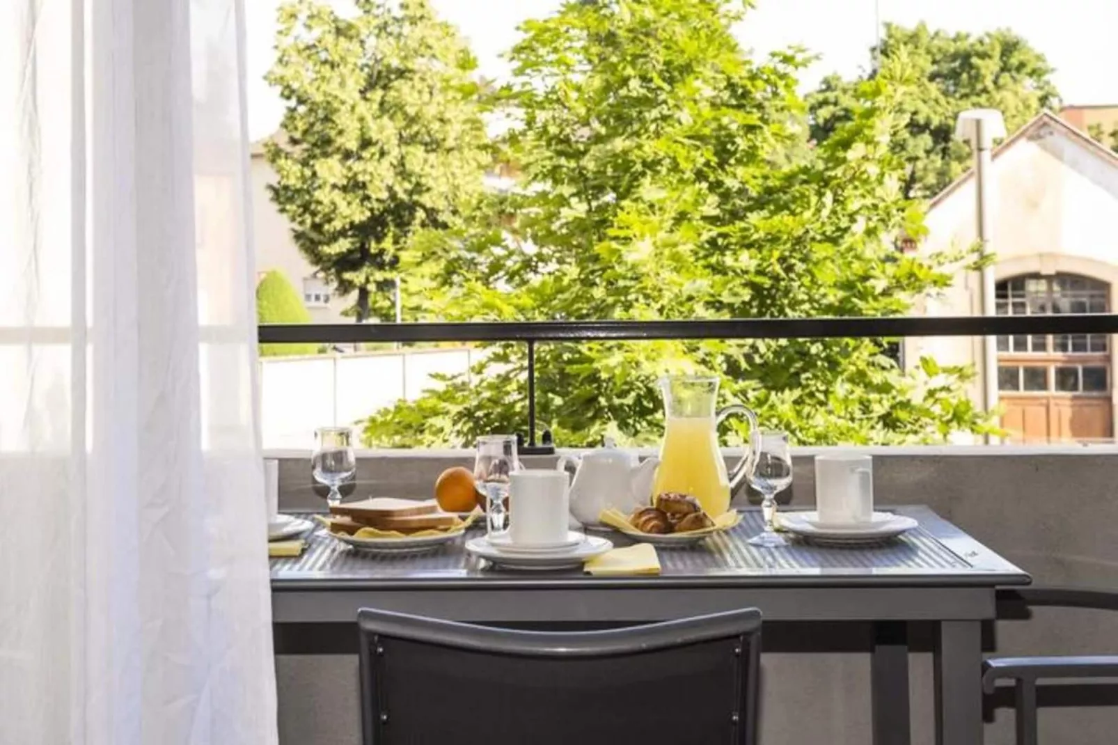 Appart'hôtel Odalys La Rose d'Argent-Terrasbalkon