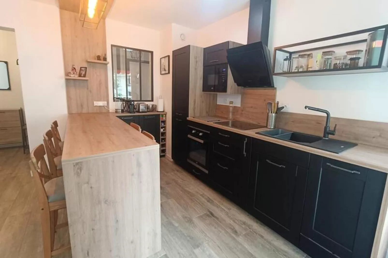 Résidence Le Chateau Durieux 1-Keuken