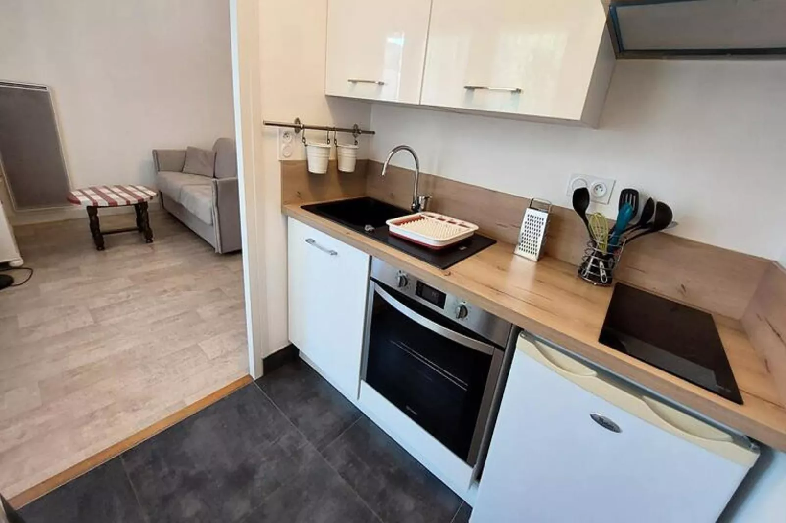 Résidence Le Commodore-Keuken