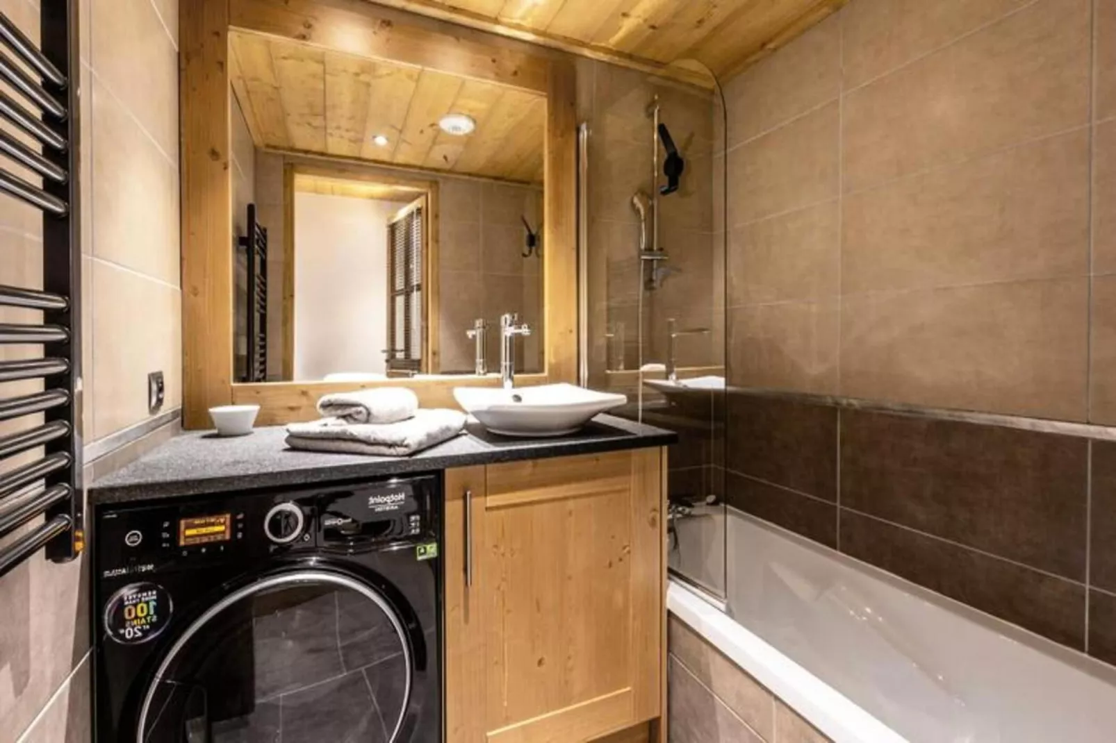 Résidence La Grange Aux Fees-Badkamer