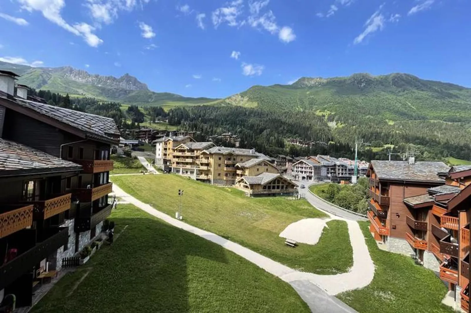 Résidence Athamante - Uitzicht zomer