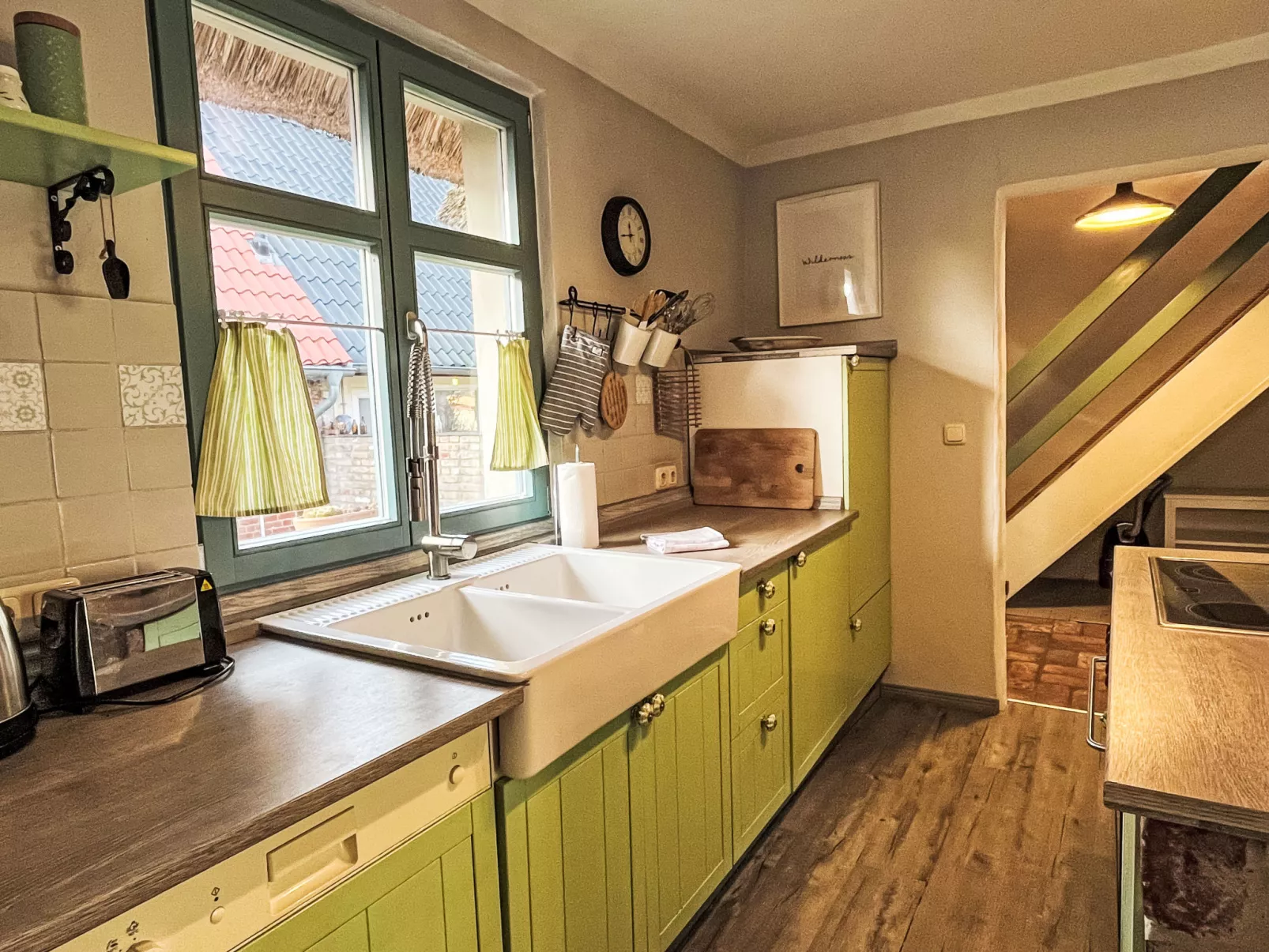 Reetgedecktes Ferienhaus Seelchen-Binnen