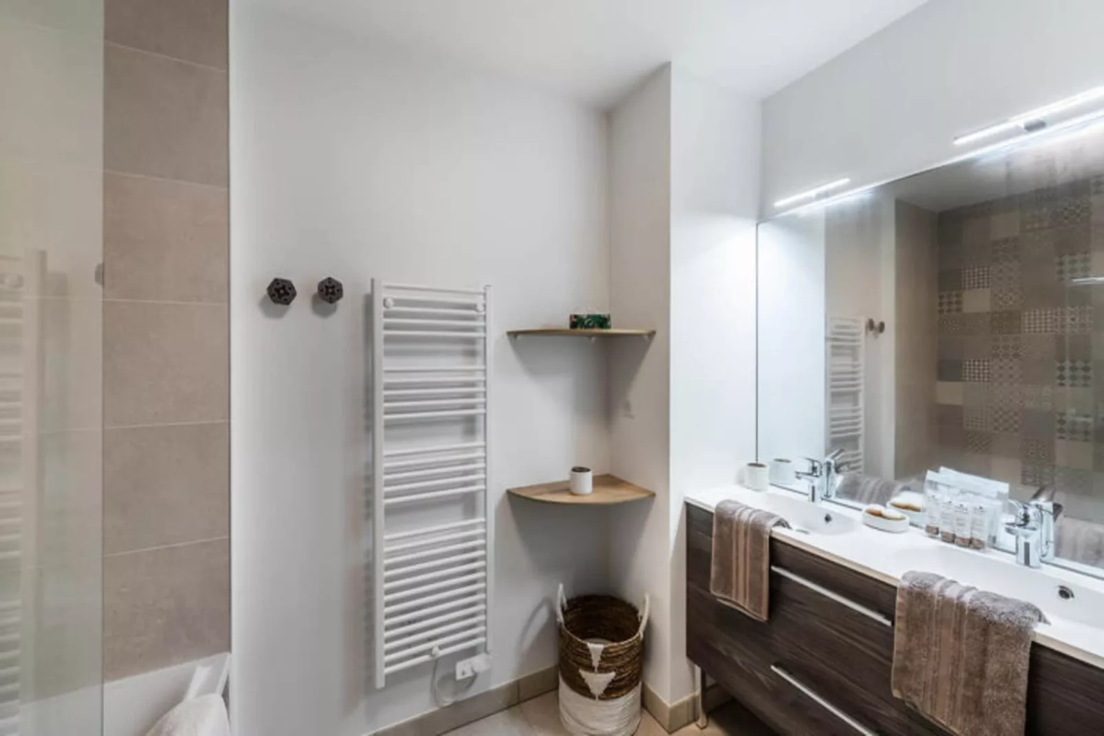 Résidence Silver Lodge - C-Badkamer