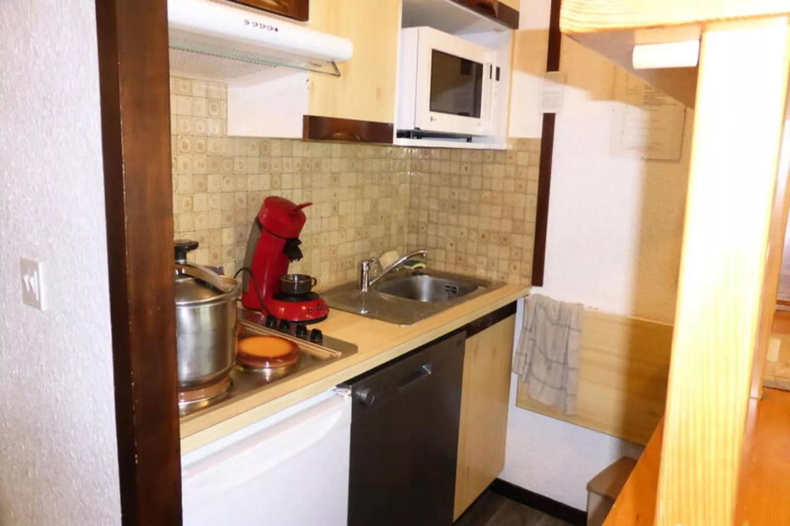 Résidence Le Brulaz-Buitenkant zomer