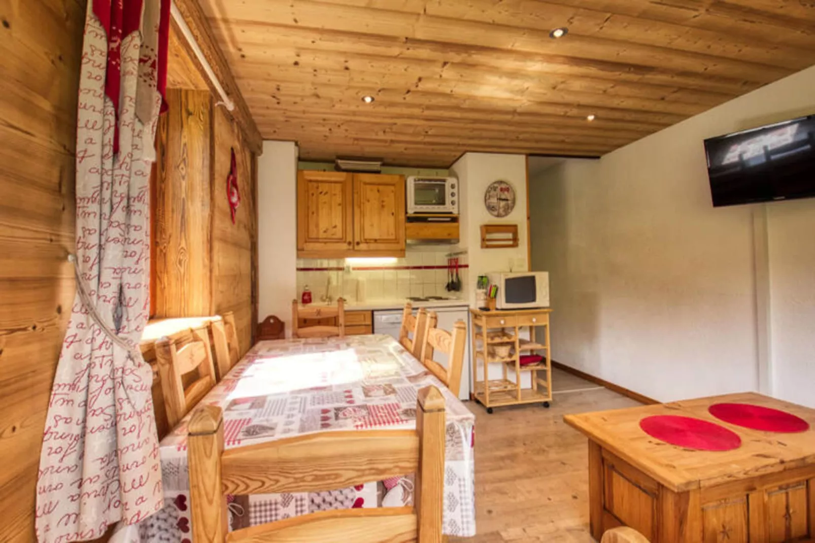 Résidence Jardin Alpin Bat B-Woonkamer