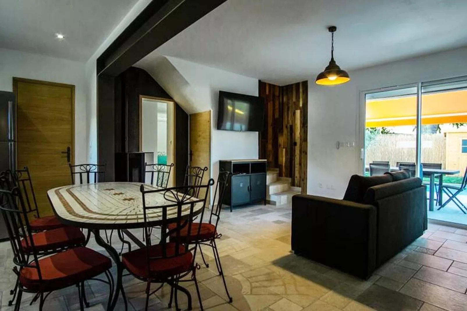 Le Cabanon De Christine-Eetkamer