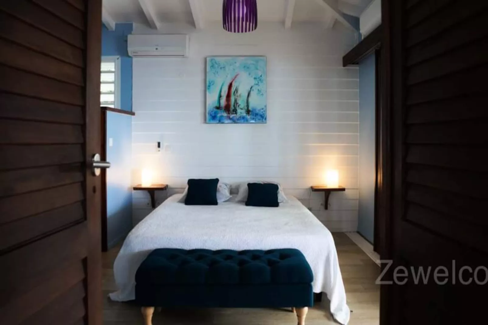 Villa Sea Front-Image-tags.