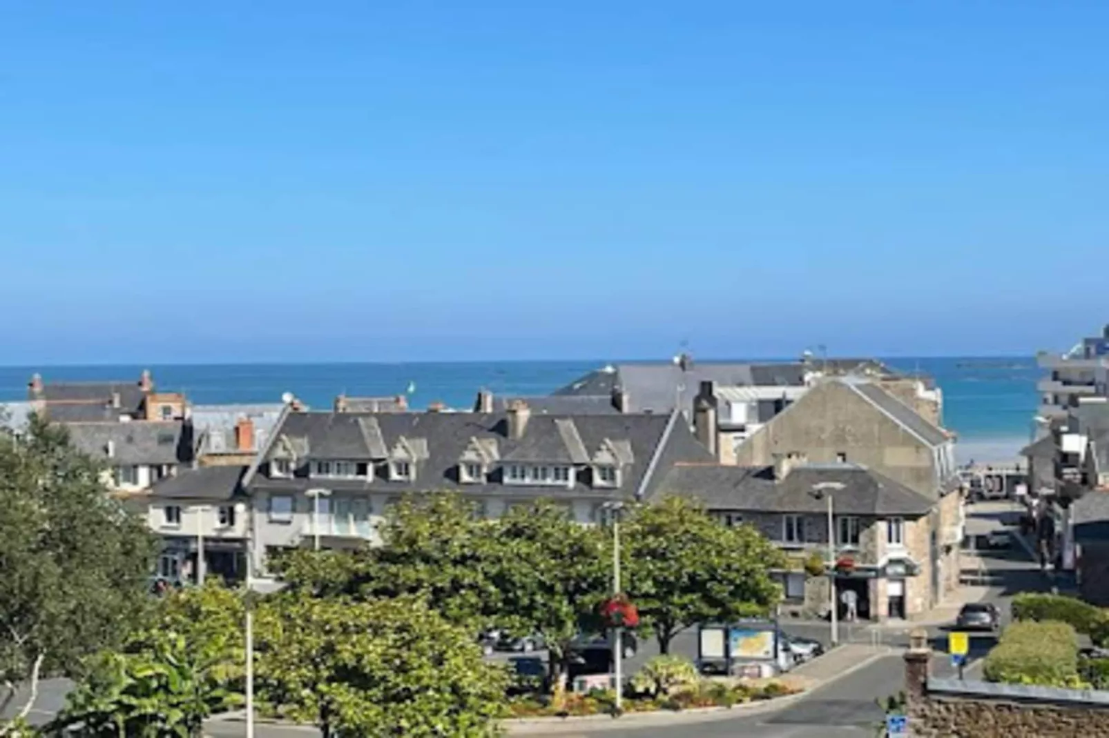 Résidence Ty Mad-Buitenkant zomer