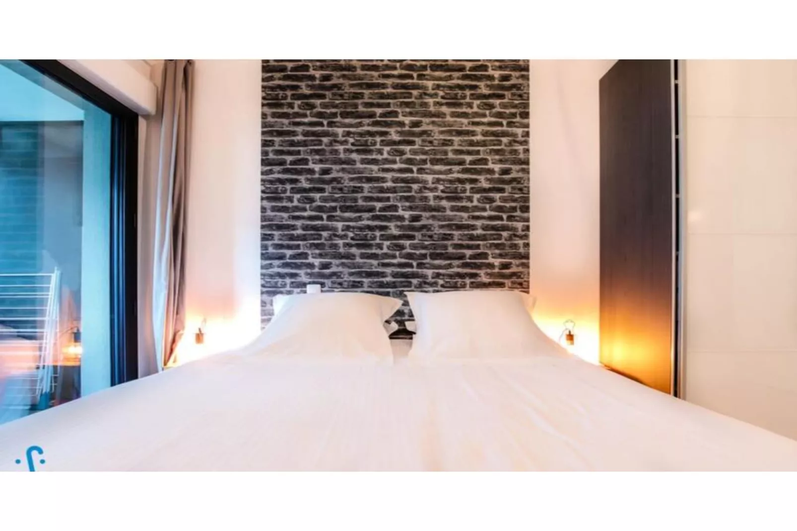 Appartement Charmant Et Moderne Pour 4 Avec Parking, Proche Cit&eacute; Du Vin-Slaapkamer