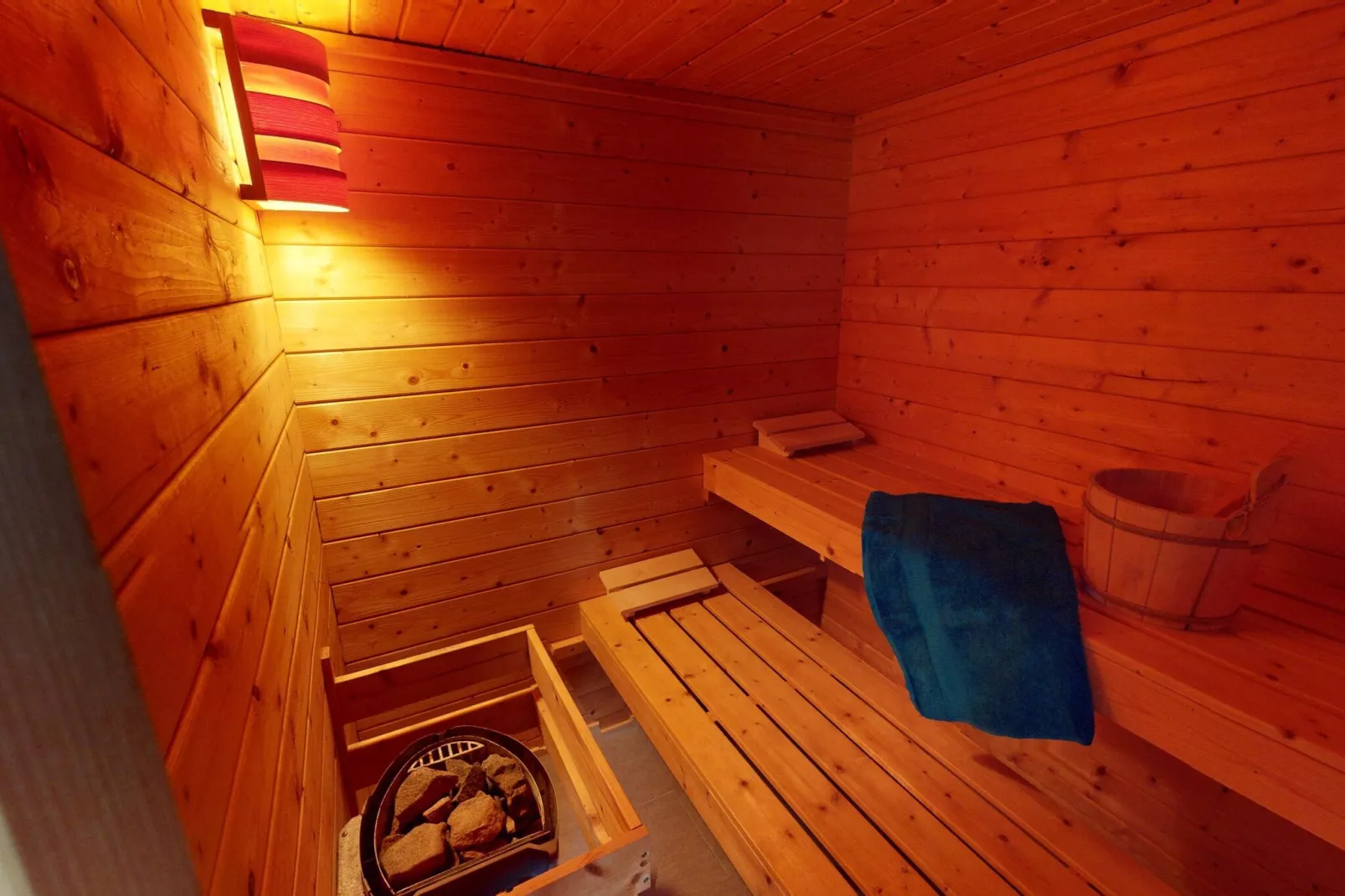 Ferienhaus Reet 65 qm-Sauna