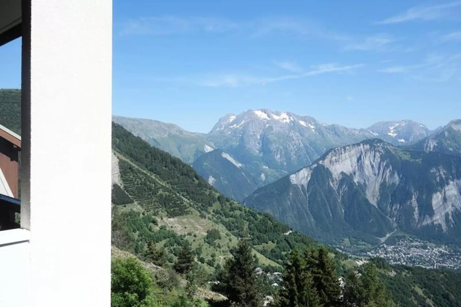 Résidence Solaires-Uitzicht zomer