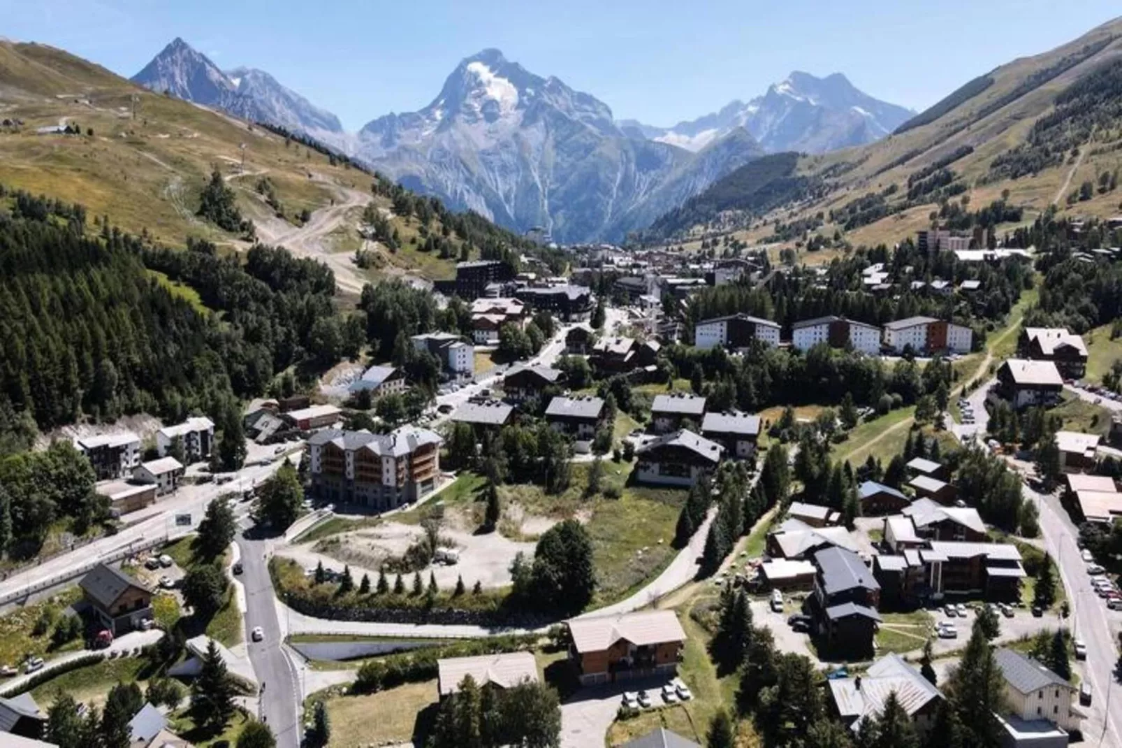 Résidence Arc En Ciel C-Uitzicht zomer