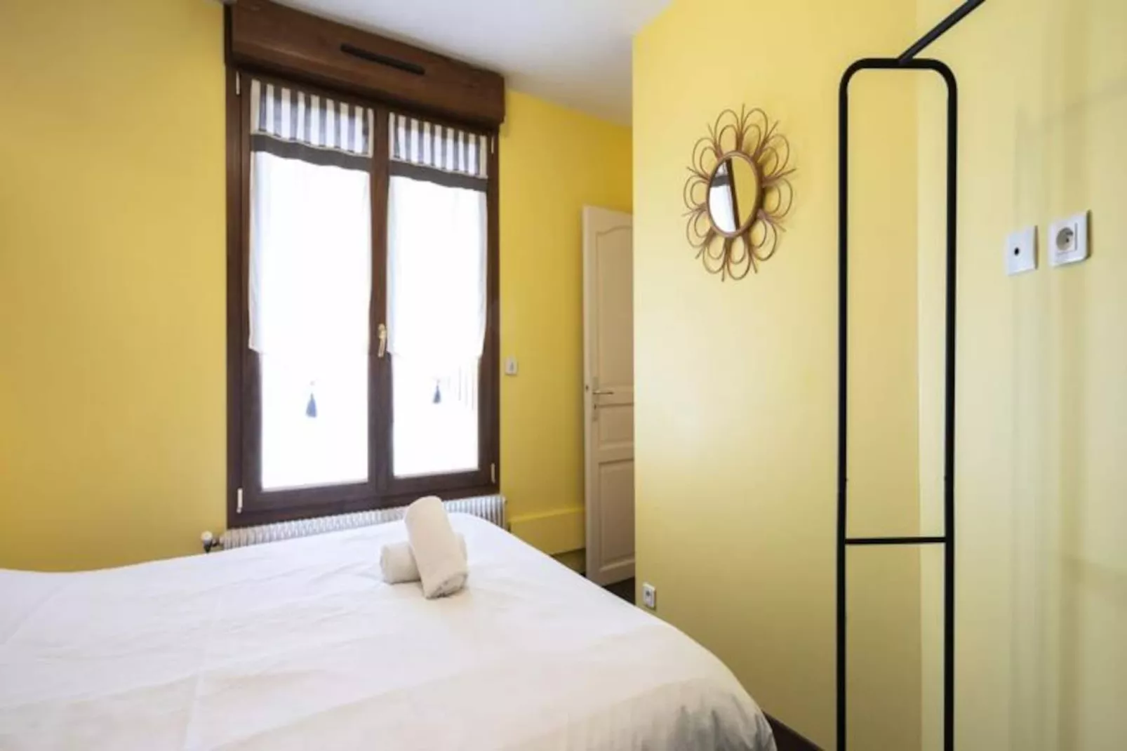 Sur La Place Stanislas-Image-tags.